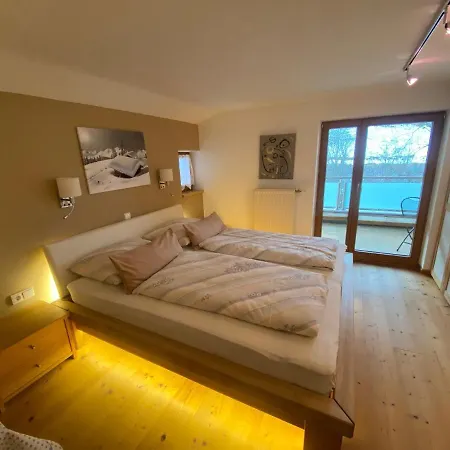 Linde Апартаменты *